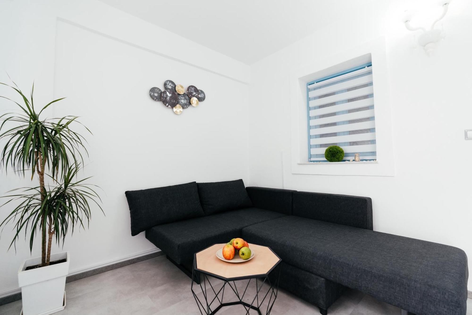 Fira Deluxe Apartment Exterior photo